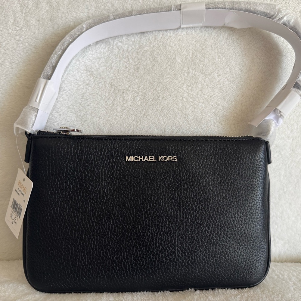 Michael Kors Black Jet Set Travel Large Pebbled Leather Pouch